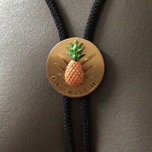 ALOHA Hawaii Gold and Green Pineapple Bolo Tie